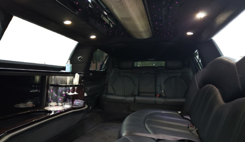 Lincoln Stretch Limo